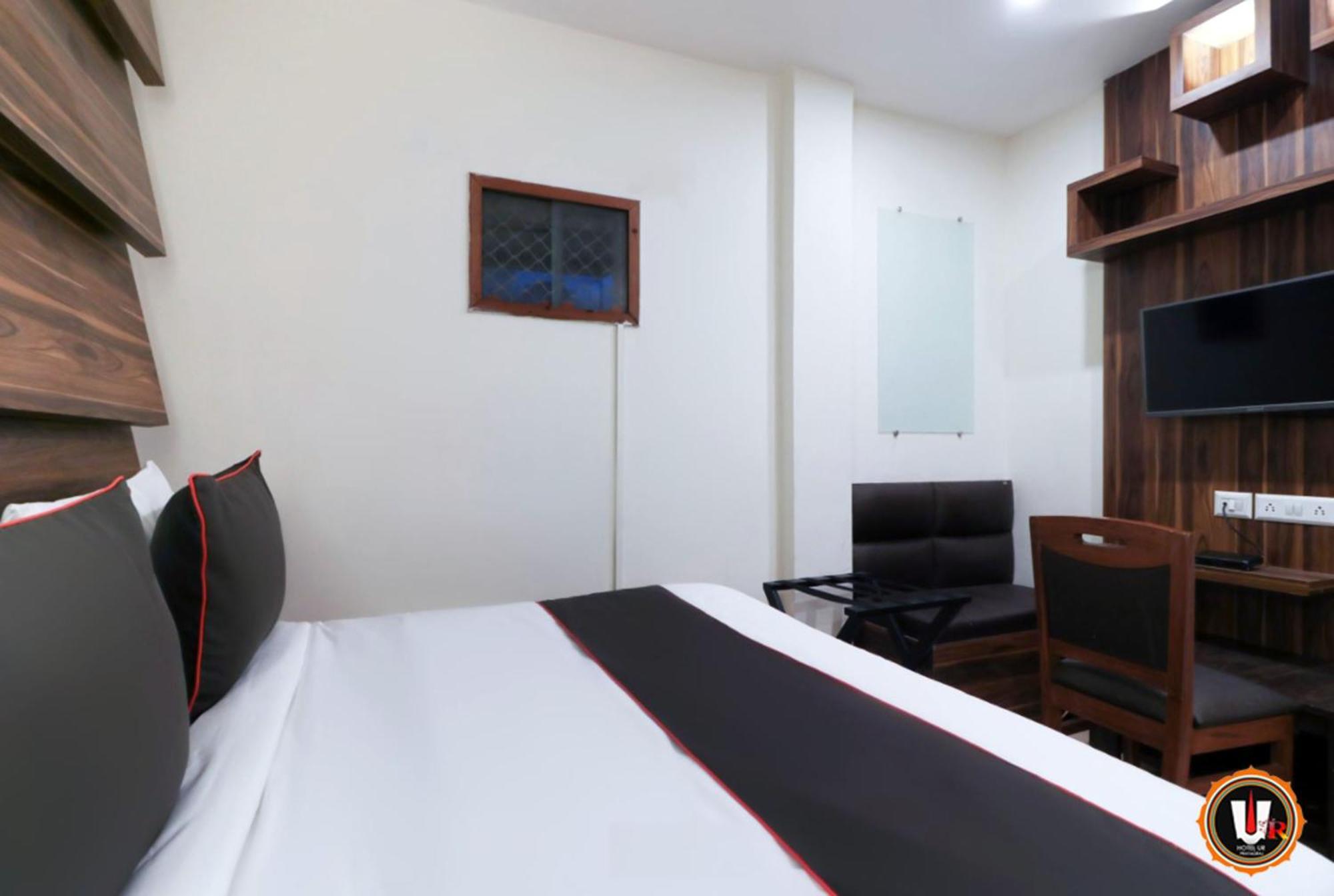 Hotel Ur Allāhābād Junction Kültér fotó