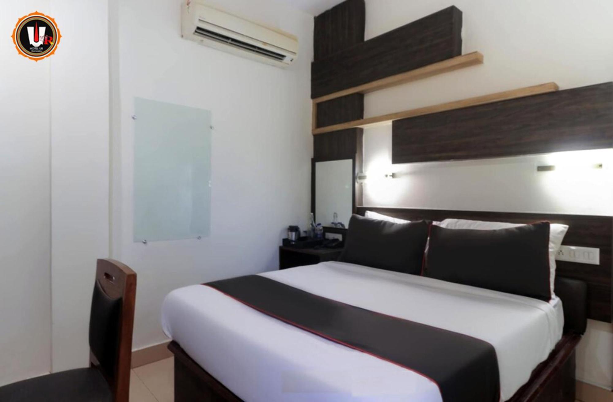 Hotel Ur Allāhābād Junction Kültér fotó